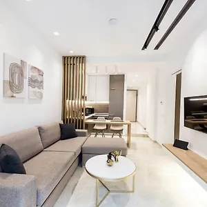 https://porto-sea-view-apartments-gounari.hotelschalkidiki.net
