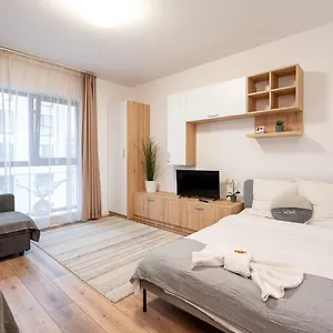 21 Apartament